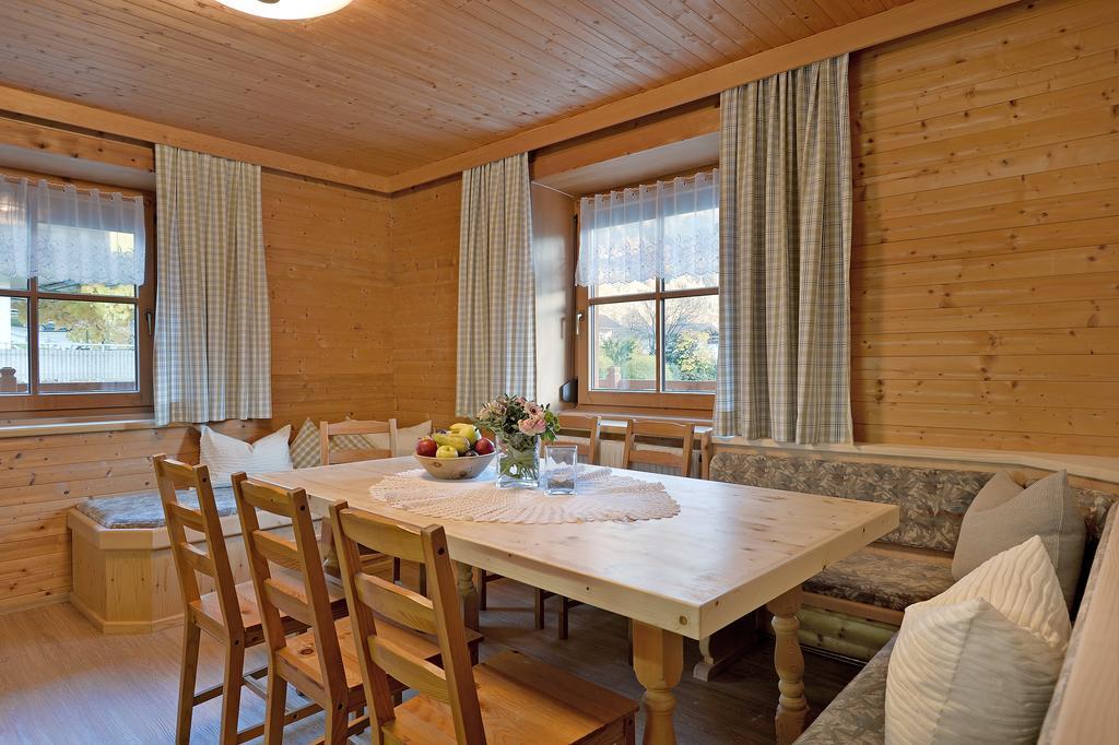 Haus Sonnenschein Apartment Hart im Zillertal Phòng bức ảnh