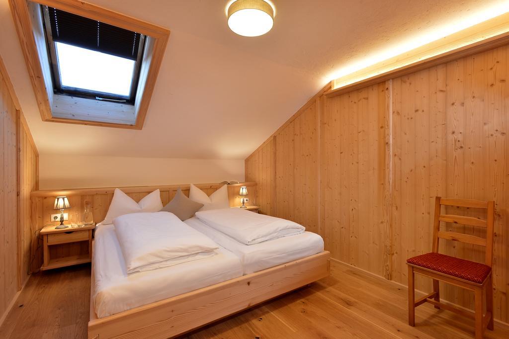 Haus Sonnenschein Apartment Hart im Zillertal Phòng bức ảnh