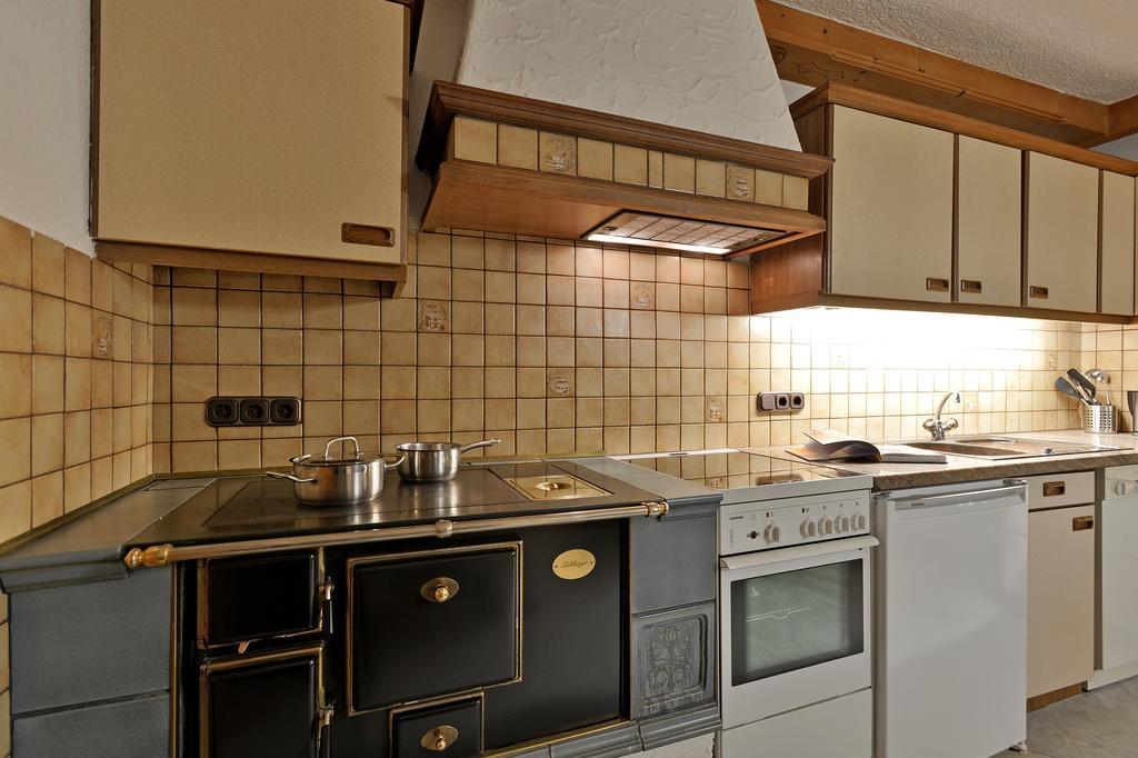Haus Sonnenschein Apartment Hart im Zillertal Phòng bức ảnh
